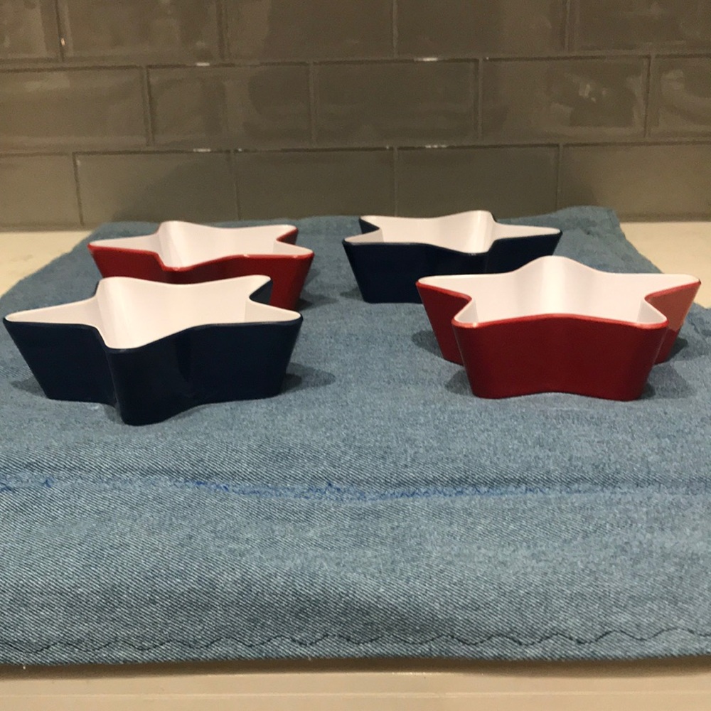 Red& Blue Melamine Star Shaped bowls